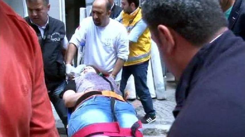 Kendini Asan Kadın, Telefonla Aranınca Ipten Indirildi