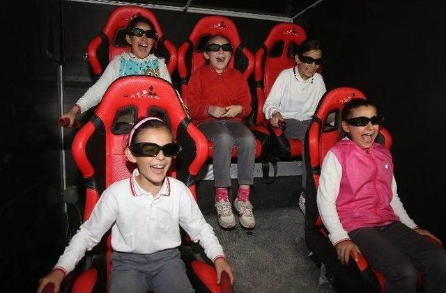 İl&ccedil;elerde "keşif K&uuml;resi Ve 10-d Sinema" Etkinliği 1