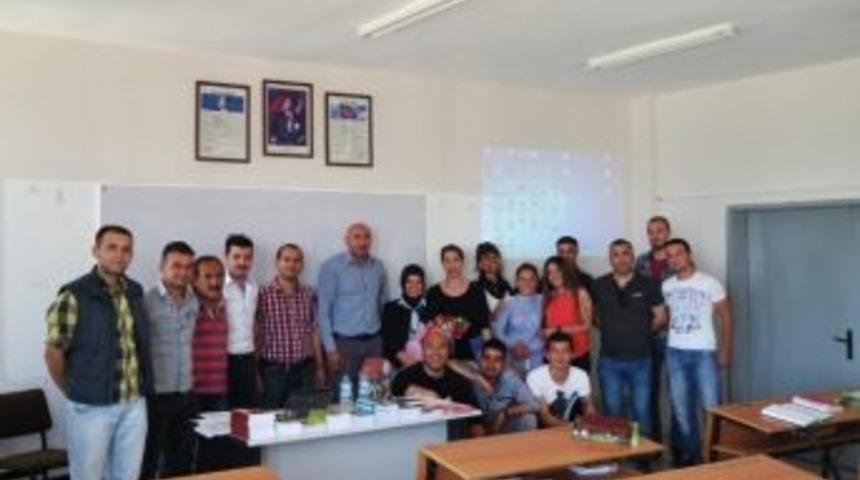 Elmalı Myo &Ouml;ğrencilerine, &Ouml;rt&uuml; Altı Yetiştiriciliğinde Yabancı Otlar Anlatıldı