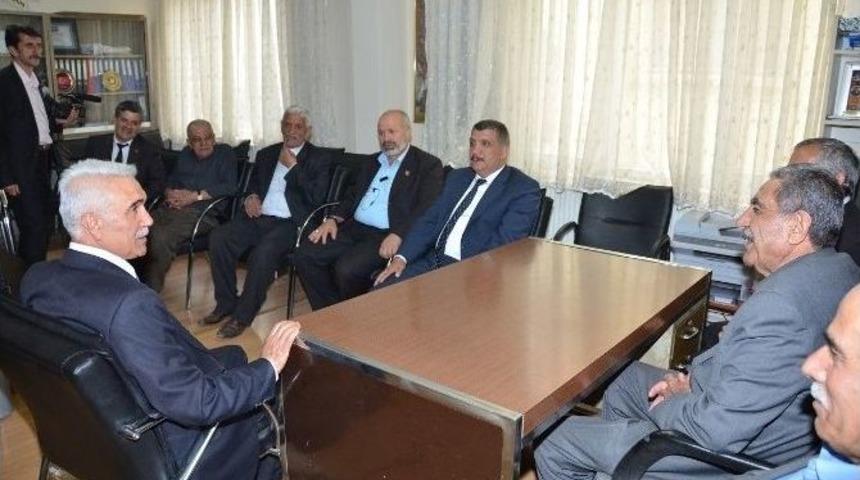 Başkan G&uuml;rkan&rsquo;dan Muhtarlar Derneği&rsquo;ne Ziyaret