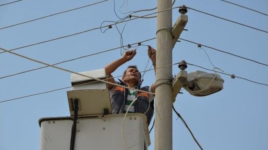 Sentetik Sahada Kablo Hırsızlığı