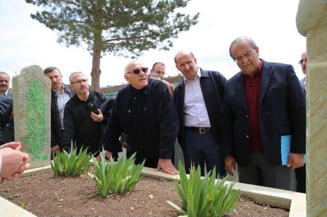 22. İlahiyat Fak&uuml;ltesi Dekanları Toplantısı Geziyle Sona Erdi