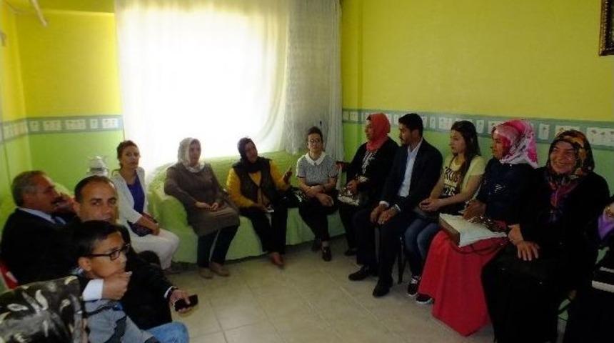 Ak Parti Adayı D&uuml;rdane Yalar Se&ccedil;im &Ccedil;alışmalarını Hızlandırdı