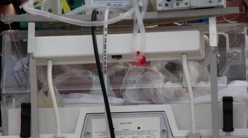 Uyuması I&ccedil;in A&ccedil;ılan Sa&ccedil; Kurutma Makinesi, Bebeği Yaktı