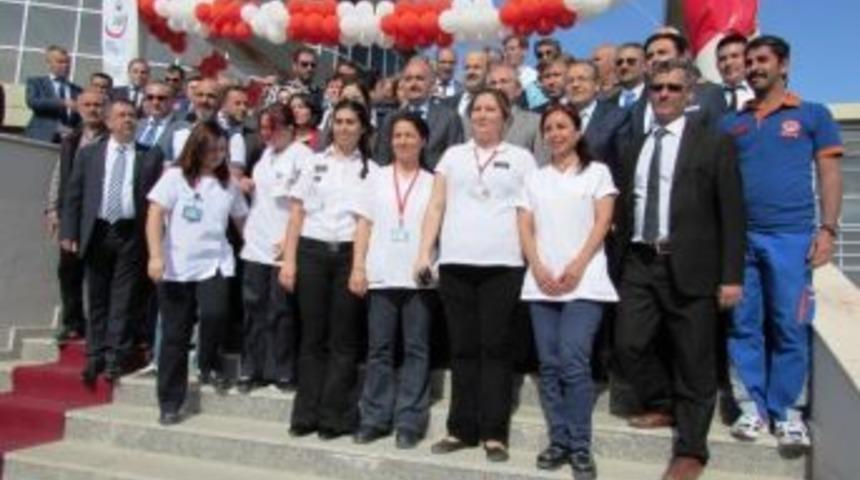 Bakan M&uuml;ezzinoğlu: &ldquo;işte Bizim Sağlıktaki Reformumuz Bu&rdquo;