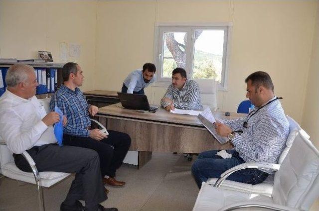 Dsi 13. B&ouml;lge M&uuml;d&uuml;r&uuml; &Ouml;zg&uuml;r, Manavgat&rsquo;taki Şantiyeleri İnceledi 1