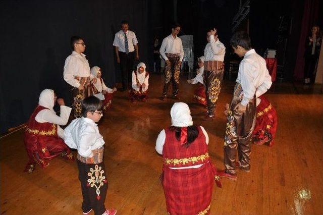 Silifke’de Halkoyunları Engel Tanımadı 1