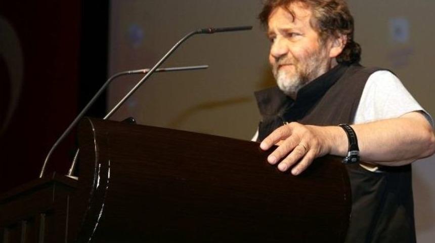 Coşkun Aral: &ldquo;bulunduğunuz Mekan Kutsaldır, Değerini Bilin&rdquo;