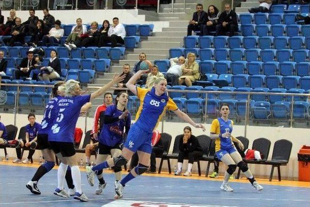 Hentbol Kadınlar S&uuml;per Ligi 1