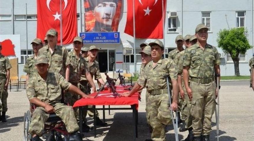 Engelli Vatandaşlar Askerlik Yemini Etti