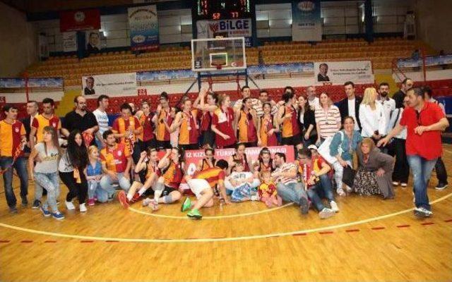 Galatasaray Yıldız Kızlar Baskette Türkiye Şampiyonu