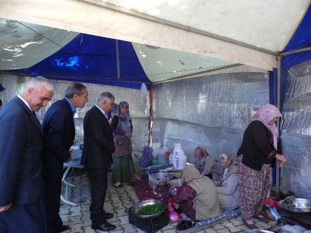 G&ouml;lbaşı&rsquo;da, Mimar Sinan &Ouml;ğrenci Yurtları Kermesi A&ccedil;ıldı 1