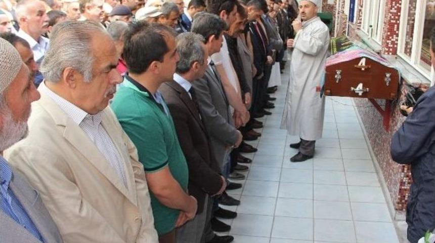 Batı Tv Genel Yayın M&uuml;d&uuml;r&uuml; Hakan Tucer&rsquo;in Acı G&uuml;n&uuml;