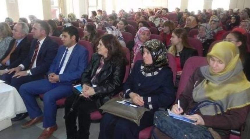 Yozgat&rsquo;ta Halk Eğitim Merkezi &Ouml;ğretmen Ve Kursiyerlerine Seminer Verildi