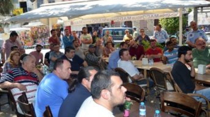 Başkan G&ouml;khan Demirağ Esnaflarla G&ouml;r&uuml;şt&uuml;