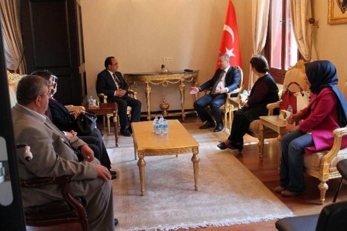 Milletvekili Adayları Esnafları Ziyaret Etti