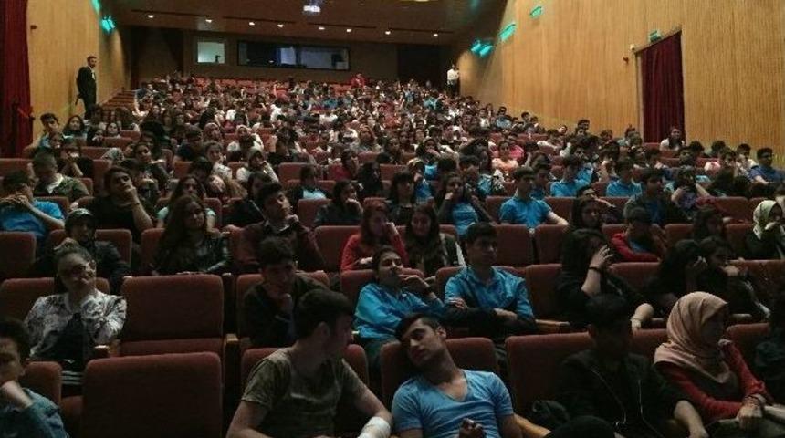 Spor S&ouml;yleşisine &lsquo;futbolda Şiddet&rsquo; Damgasını Vurdu