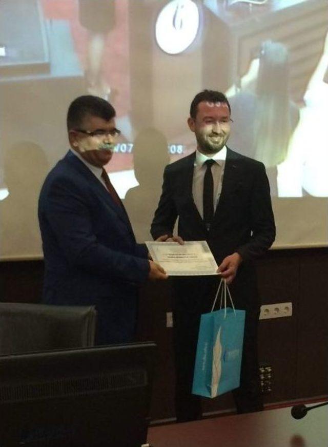 Manisa&rsquo;da &lsquo;kariyer G&uuml;nleri&rsquo; Konferansı 1