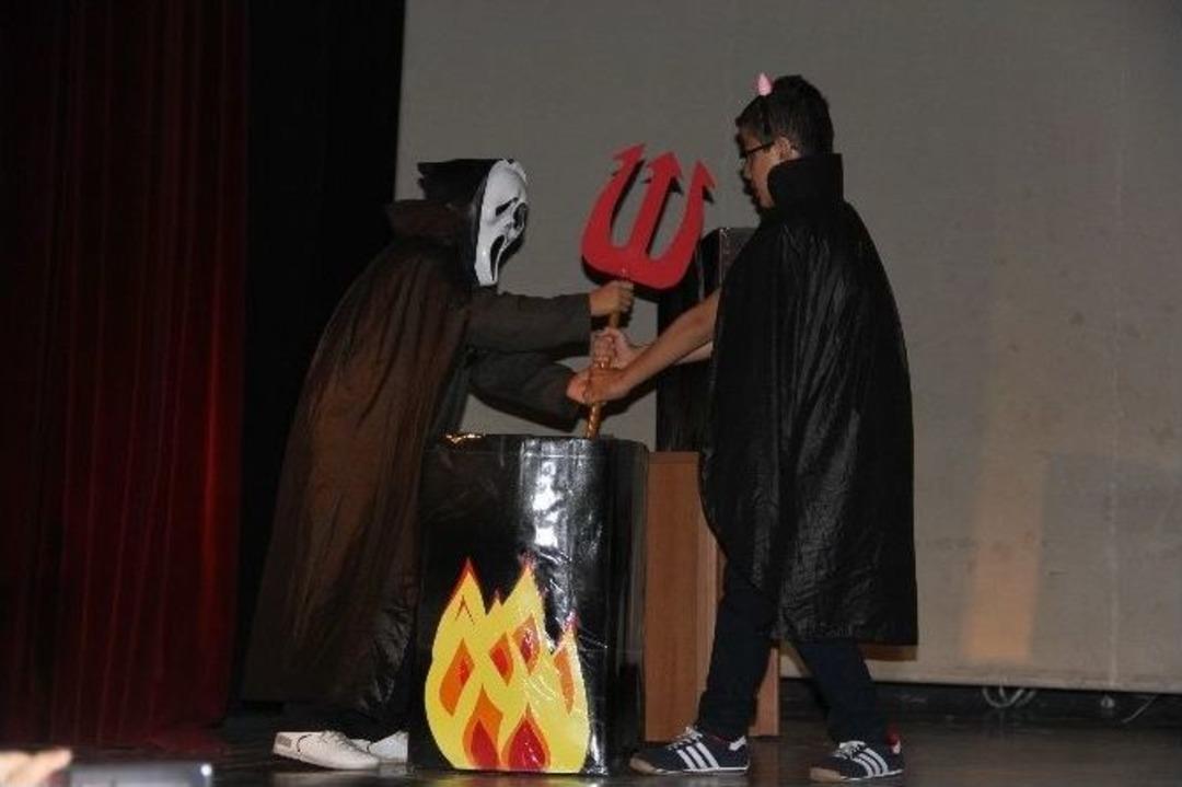 Engelli &Ouml;ğrencilerden &lsquo;engelsiz&rsquo; G&ouml;steri