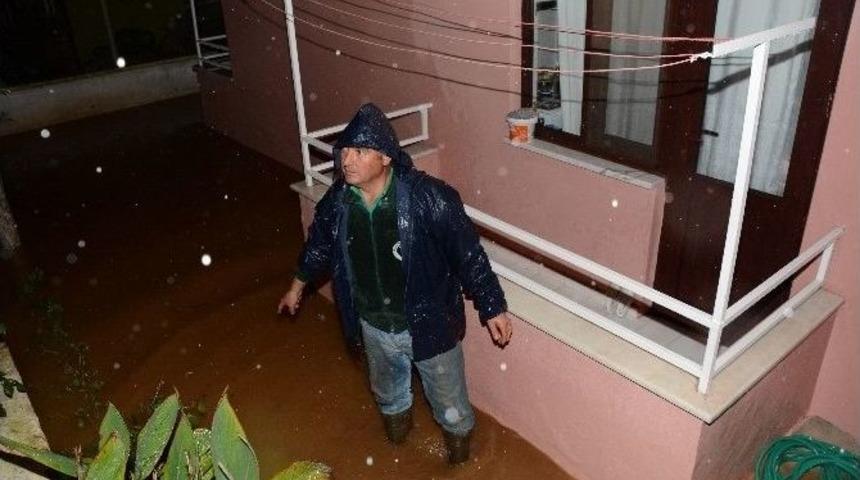 Muski Ve İtfaiye&rsquo;den Yağmura Ortak M&uuml;dahale