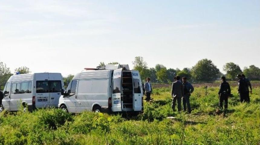 15 Aydır Kayıp Gencin Cesedi Tarlada G&ouml;m&uuml;l&uuml; Halde Bulundu