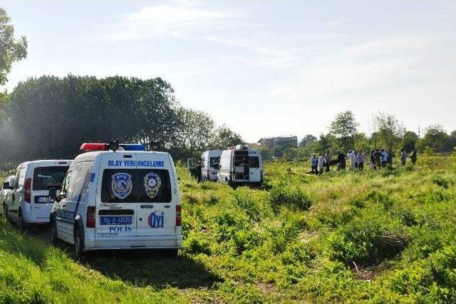 15 Aydır Kayıp Gencin Cesedi Tarlada G&ouml;m&uuml;l&uuml; Halde Bulundu 1