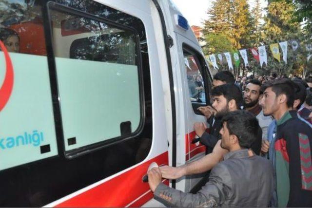 Hdp'li Tuncel'in Katıldığı Üniversite Kampüsündeki Toplantı Sonrasında Olaylar Çıktı