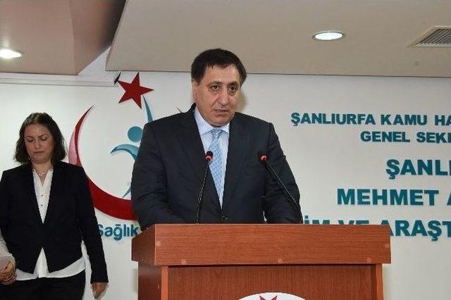 Vali Küçük “hemşirelik Anneliğe Eşdeğerdir”