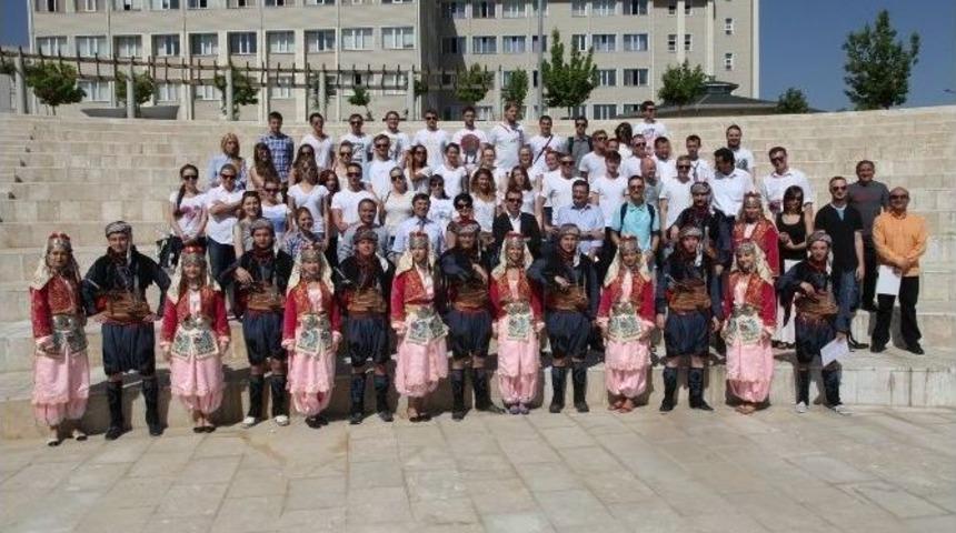 Polonyalı Efelerden Zeybek Oyunu