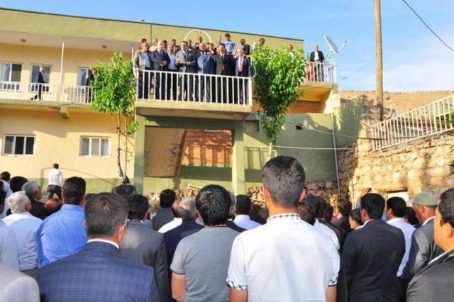 Ak Partili &Uuml;nal: Demirtaş a Cici &Ccedil;ocuk Muamelesi Yapıyorlar 2