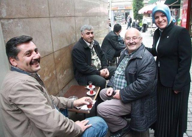 Ayşe Sula K&ouml;seoğlu Sıkılmadık El Bırakmıyor 2