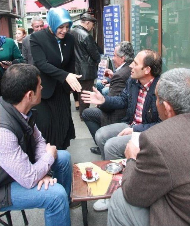 Ayşe Sula K&ouml;seoğlu Sıkılmadık El Bırakmıyor 3