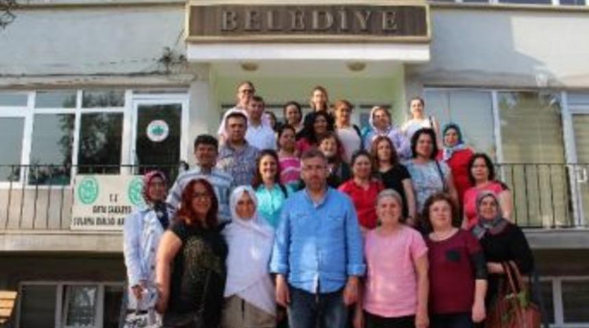 Mudanyalı Kadın &Ccedil;ift&ccedil;ilerin Sarıcakaya Ziyareti