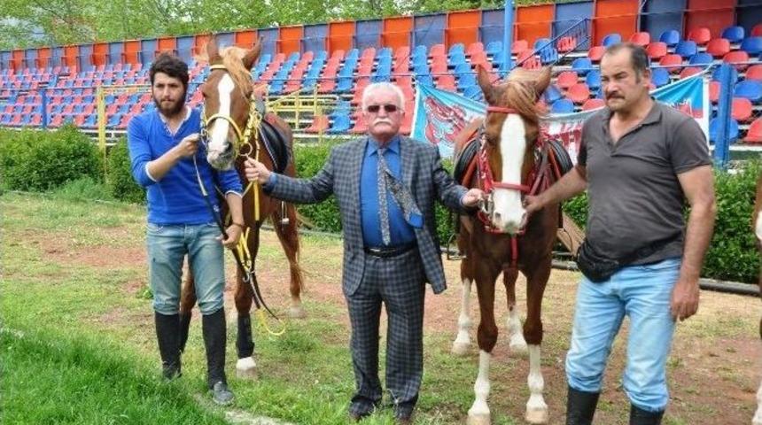 Eğirdir At Yarışlarına Hazırlanıyor