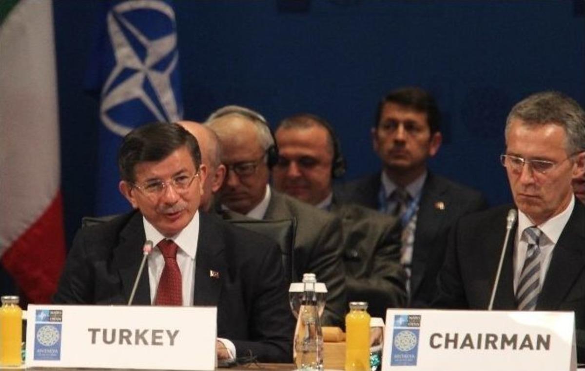 Nato Toplantısı Antalya Başladı