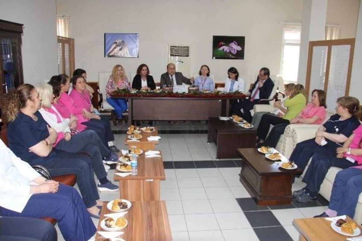 Hastanede Hemşireler G&uuml;n&uuml; Kutlaması