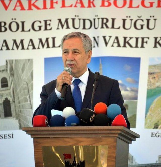 Arınç: Sürecin Belli Aktörlerle Devam Etmesini Uygun Buluyoruz