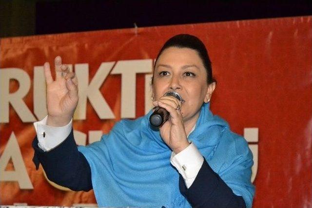 Ak Parti Adayları Mahalleleri Geziyor 1