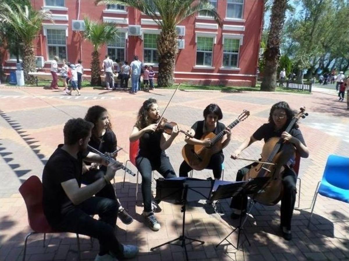 Bah&ccedil;eşehir&rsquo;de Bahar Şenliği