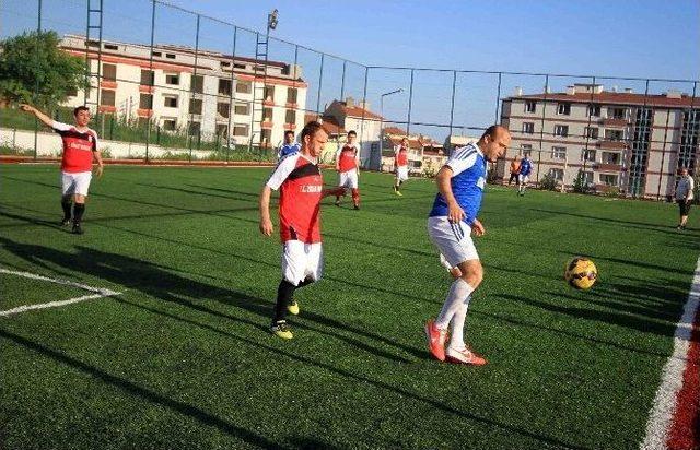 Tredaş, Sgk Futbol Turnuvasında &Ccedil;eyrek Final Başarısı G&ouml;sterdi 1