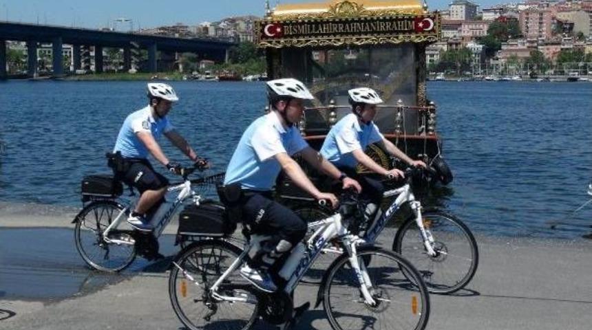 İstanbul'da "martılar" G&ouml;reve Başladı