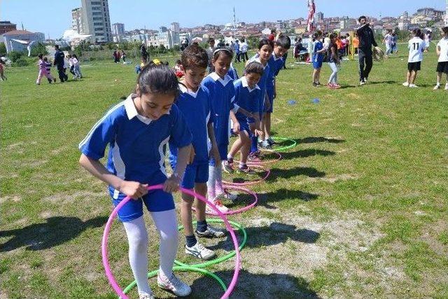 Çekmeköylü Miniklerin Turnuva Heyecanı