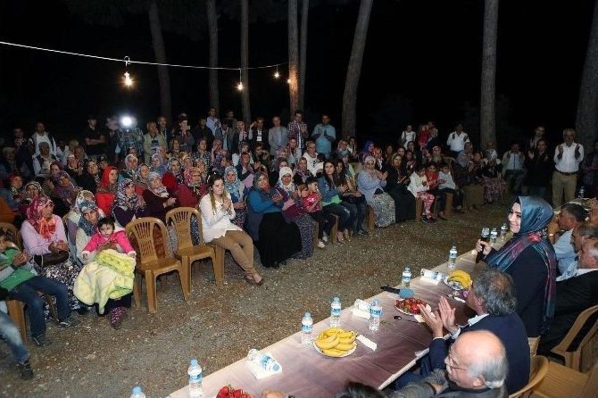 Ak Partili Sena Nur &Ccedil;elik&rsquo;in Mahalle Toplantısı Mitinge D&ouml;nd&uuml;