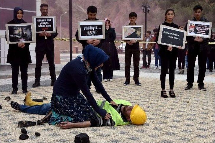 Gümüşhane’de Üniversite Öğrencileri Soma Maden Şehitlerini Andı G5