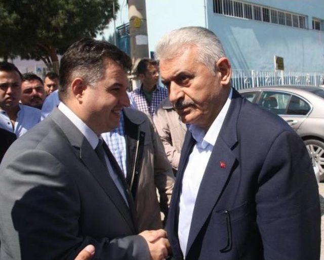 Binali Yıldırım Kınık'ı Ziyaret Etti, Partililere Seslendi