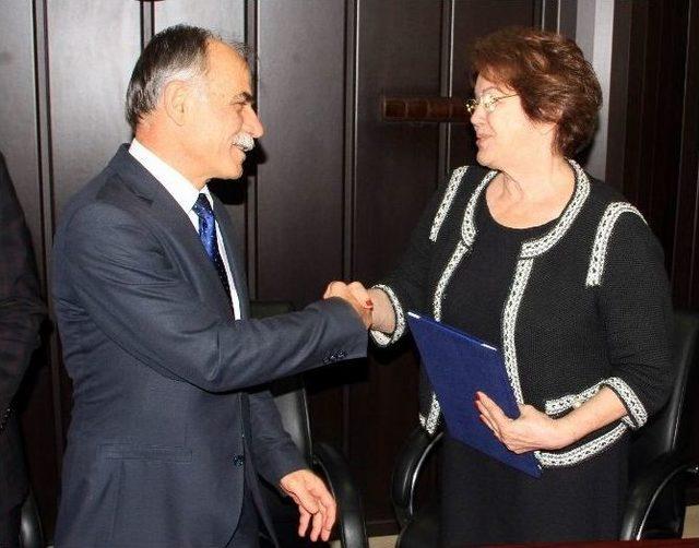 Om&uuml; Adalet Meslek Y&uuml;ksekokulu Binasına Kavuşuyor 3