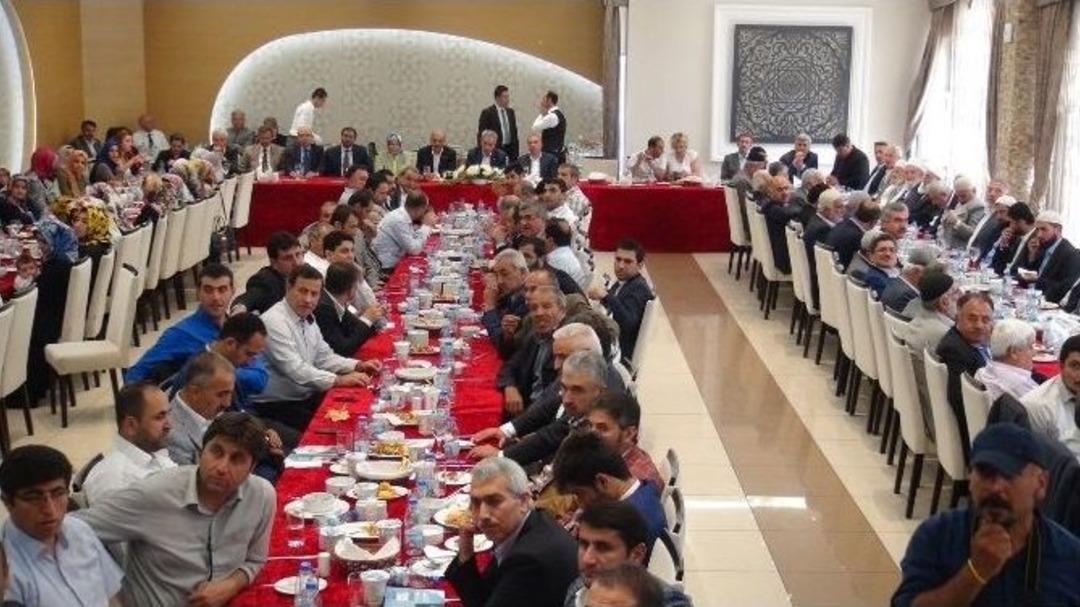 Arın&ccedil;: "bu Se&ccedil;im Bağımsızların Değil, Partilerin Yarışıdır"