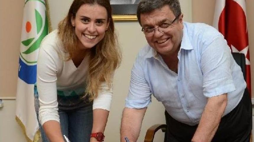 Nil&uuml;fer Belediyespor Seda'yla Anlaştı