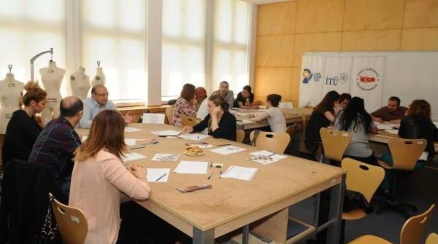 Engelli Bireyler Rahat Etsin Diye Bir Araya Geldiler