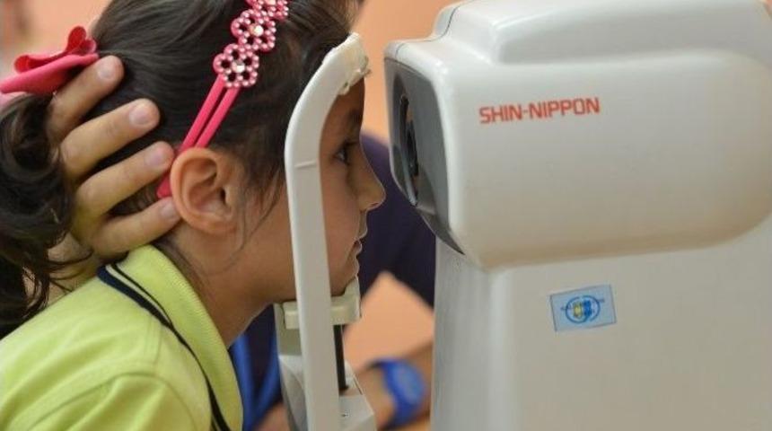 Miniklere G&ouml;z Taraması S&uuml;r&uuml;yor